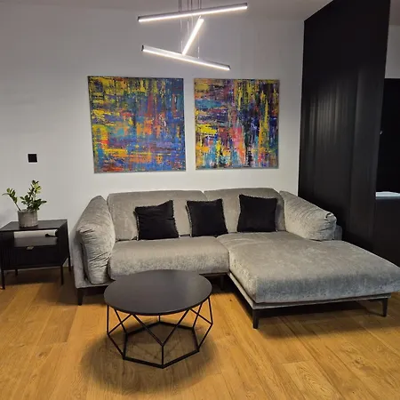Wawel Apartments By Noah-3