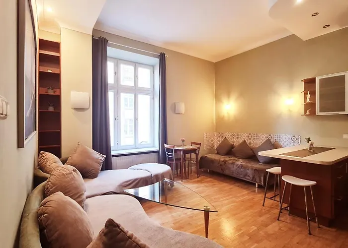 Bright&Comfy Apt -Few Min To Main Square